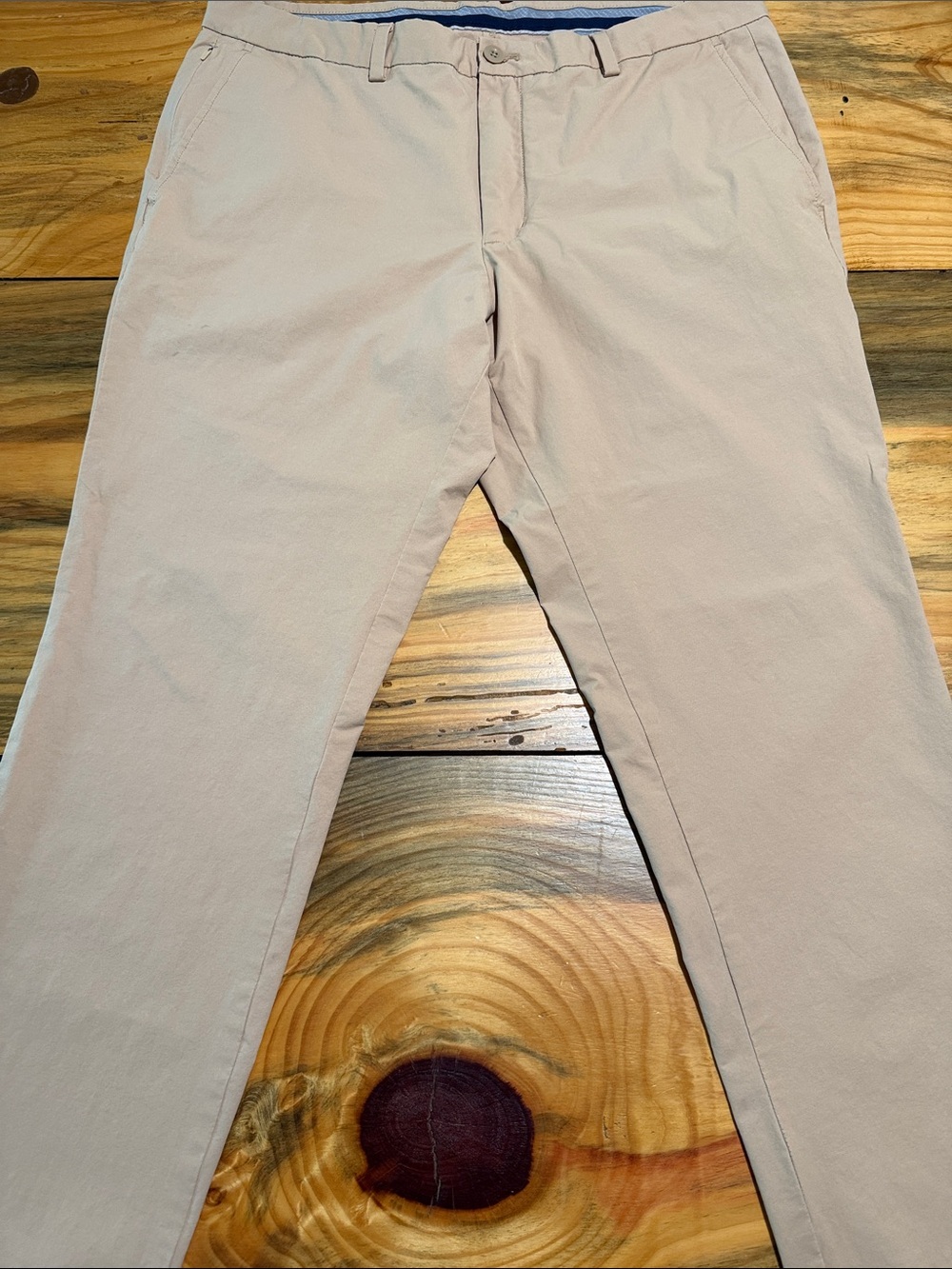 Vineyard Vines Men’s On The Go Chino Pants Khakis Almond Tan Color 38x30